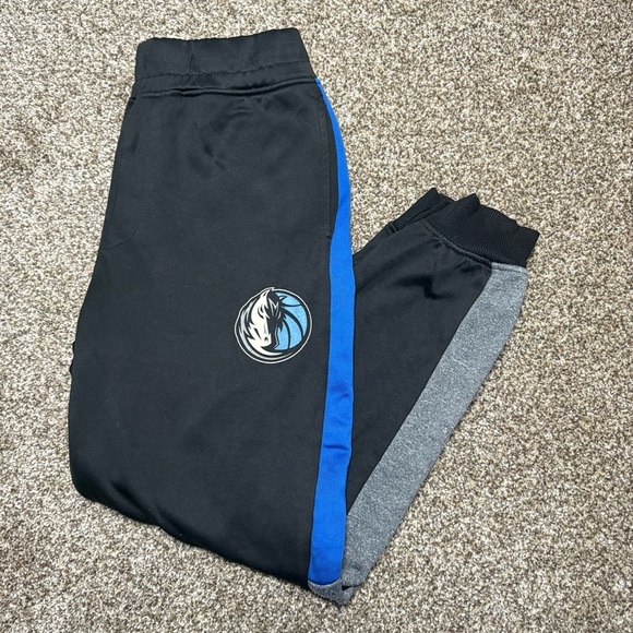 NBA Dallas Mavericks Joggers - Picture 2 of 12